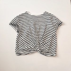 Black and white stripped t shirt